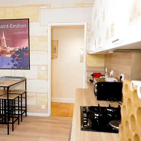 Grande Maison En Pierre A - 3 Chambres, Parking, Proche Saint-emilion Pomerol