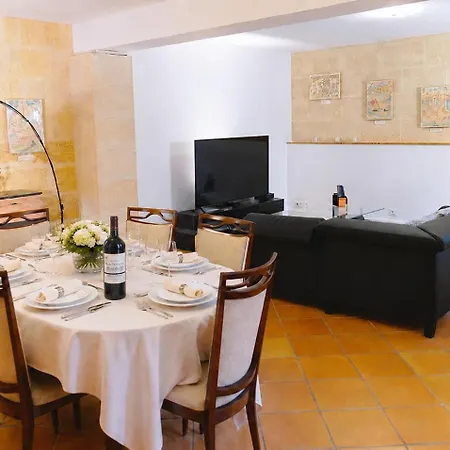 Grande Maison En Pierre A - 3 Chambres, Parking, Proche Saint-emilion Pomerol